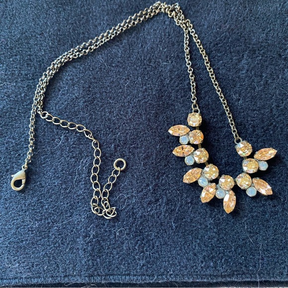 Peach and bronze iridescent rhinestone necklace GUC, wearable length 18-22” - Picture 3 of 6